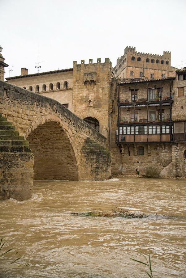 Apartamentos Casa Ferrás Valderrobres Esterno foto